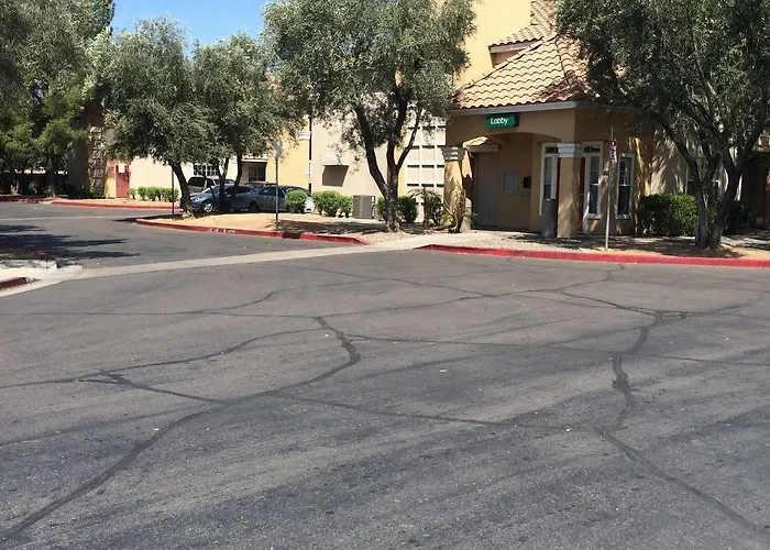 Hometowne By Red Roof - Dunlap Ave Motel Phoenix